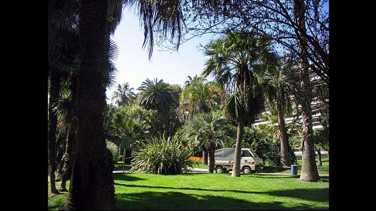 Sq. Pauline Juan-les-Pins